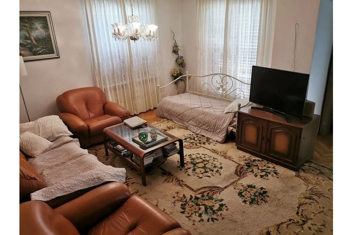 vrsar-imanje sa 3 kuće - slika 4