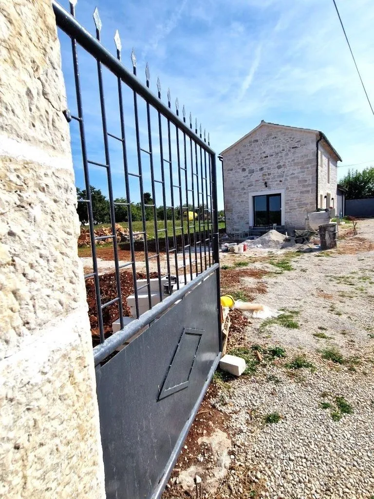 poreč-šarmantna kamena kuća na prodaji - slika 5