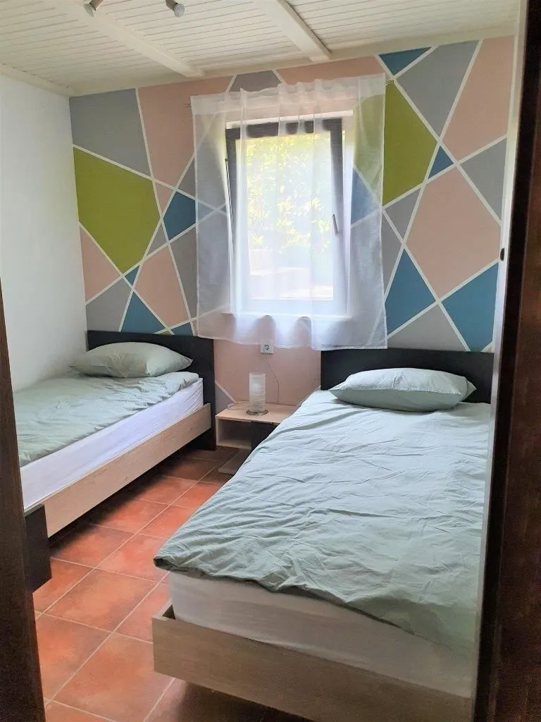poreč-kuća sa tri stana na prodaji - slika 3