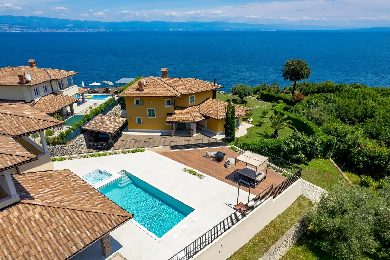 Mošćenička Draga- Vila Na Jedinstvenoj Lokaciji Na Prodaji - Mošćenička Draga, Mošćenička draga