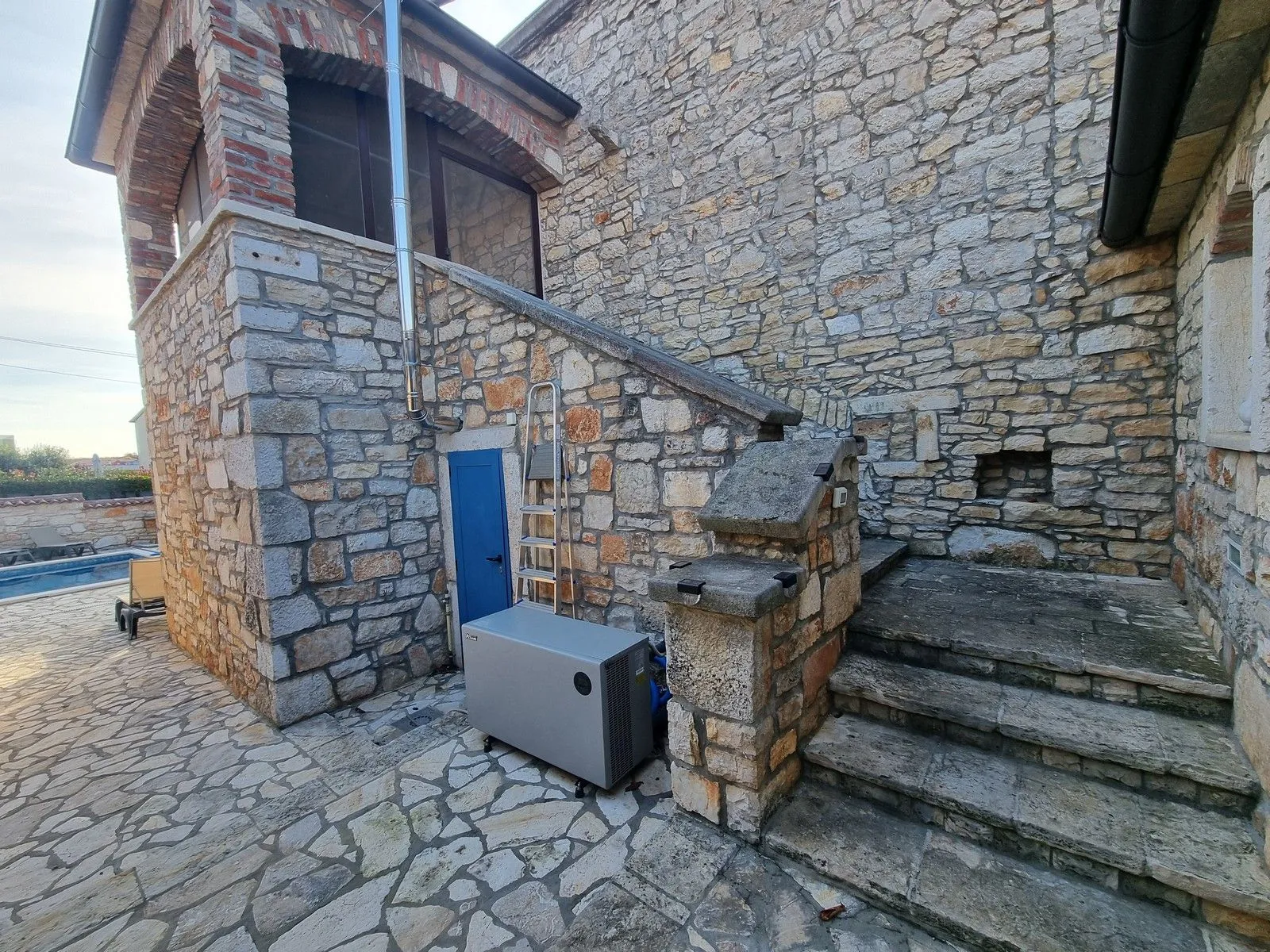 poreč-kamena kuća sa bazenom i wellnesom - slika 4