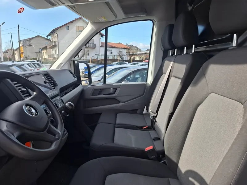 volkswagen crafter 2.0 tdi*140ks*klima*navigacija*park.kamera* - slika 11