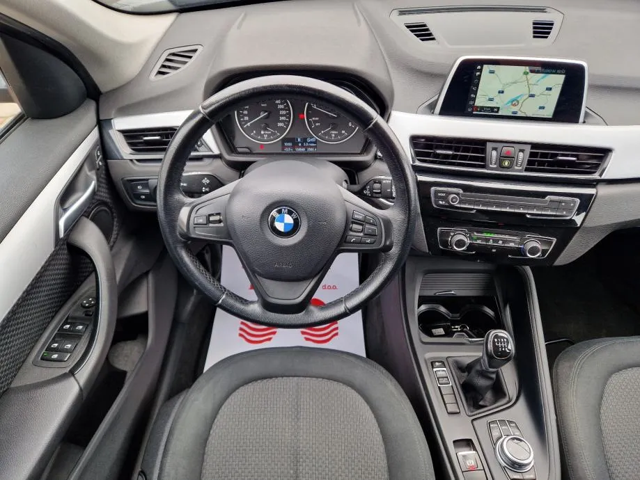 bmw x1 16d sdrive 2017.,servisna, navi, park senz.,alu, radar - slika 8