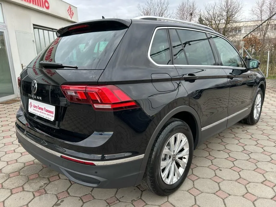 vw tiguan 2,0 tdi dsg 2023.,navi, temp, park senzori, alu, led... - slika 7