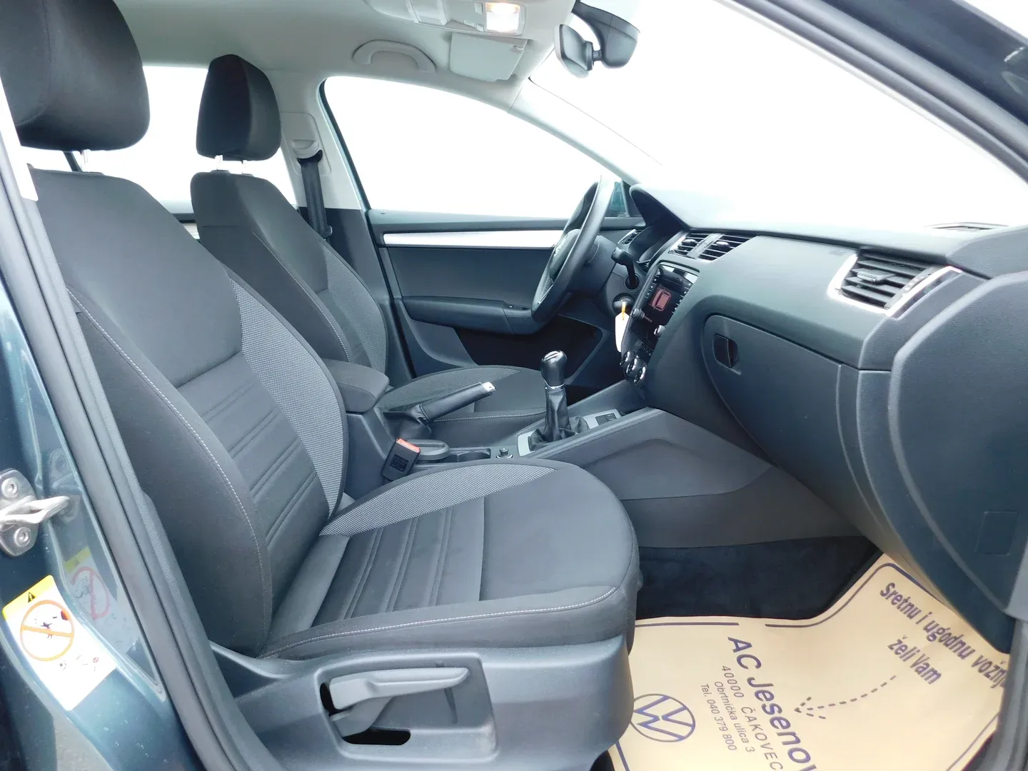 11176 škoda octavia combi ambition 1.6 tdi - slika 11