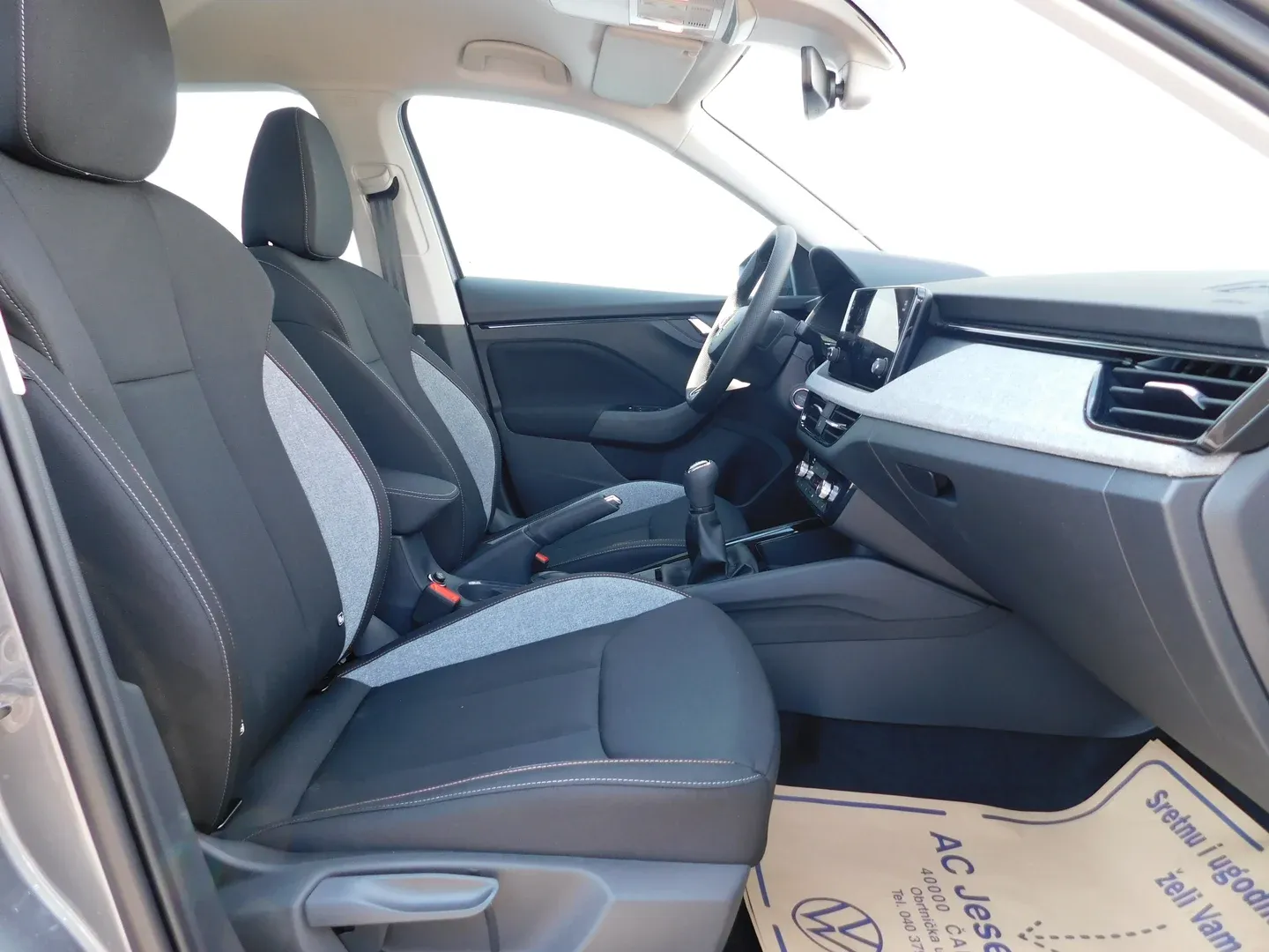 11788 škoda kamiq fl selection 1.0 tsi - slika 12