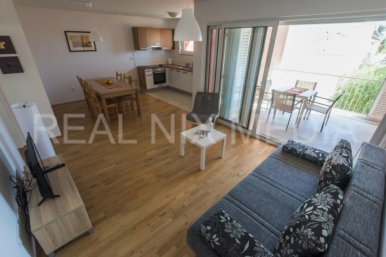privlaka- apartman 71 m2, 1. kat! 90 m do mora! - slika 8
