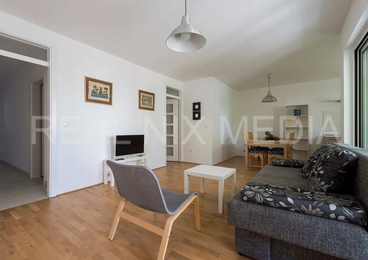 apartman 90 m od mora s vrtom – privlaka, top lokacija! - slika 11
