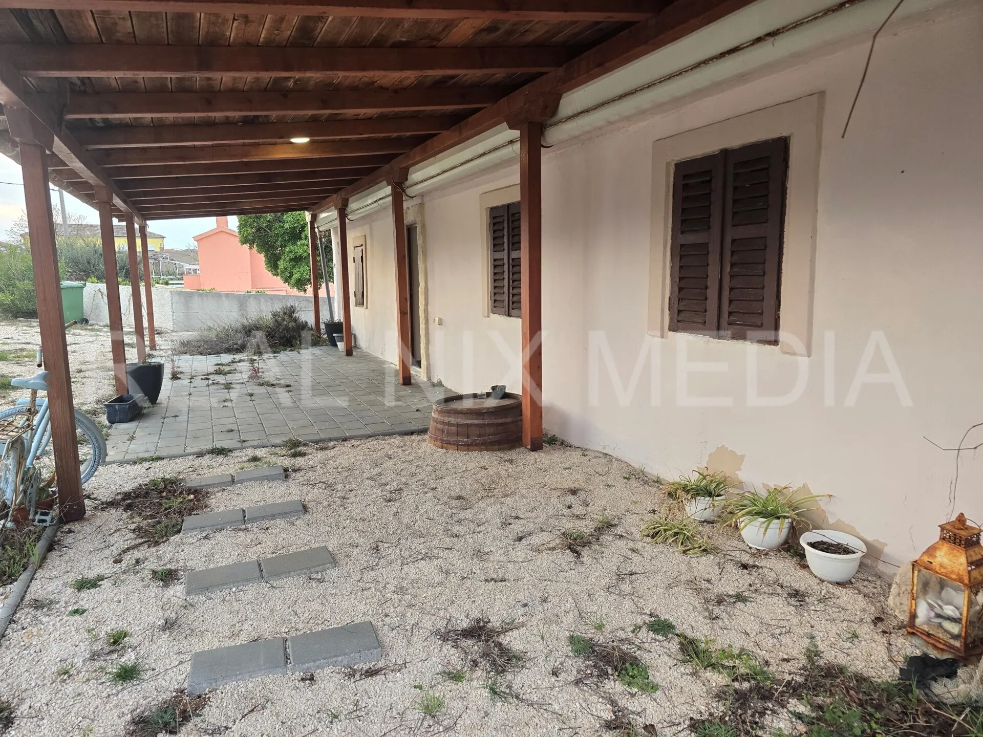 top prilika! kamena kuća 107 m2, 700 m2 okućnice, pogled more, centar mjesta - slika 3