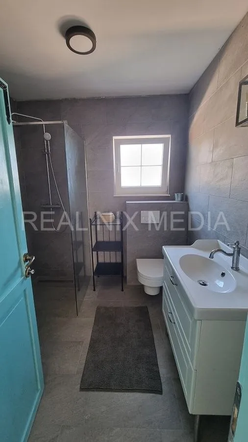 nin/ninski stanovi-prekrasna dalmatinska kuća sa okućnicom od 1400 m2! - slika 4