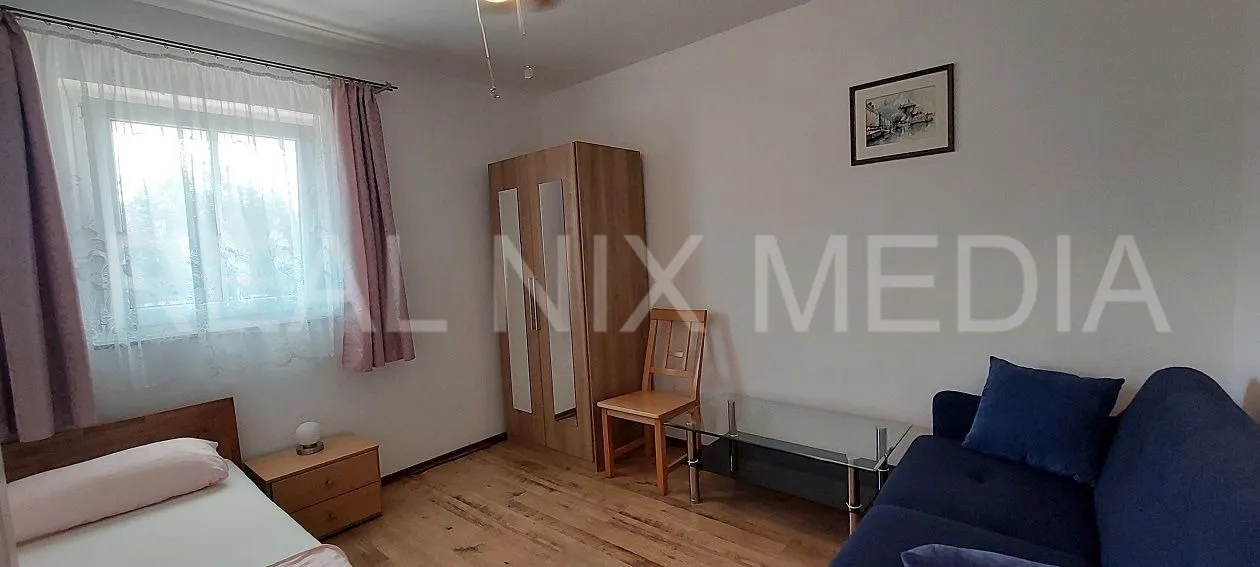 privlaka- 80 m do mora! 4 apartmana! - slika 13