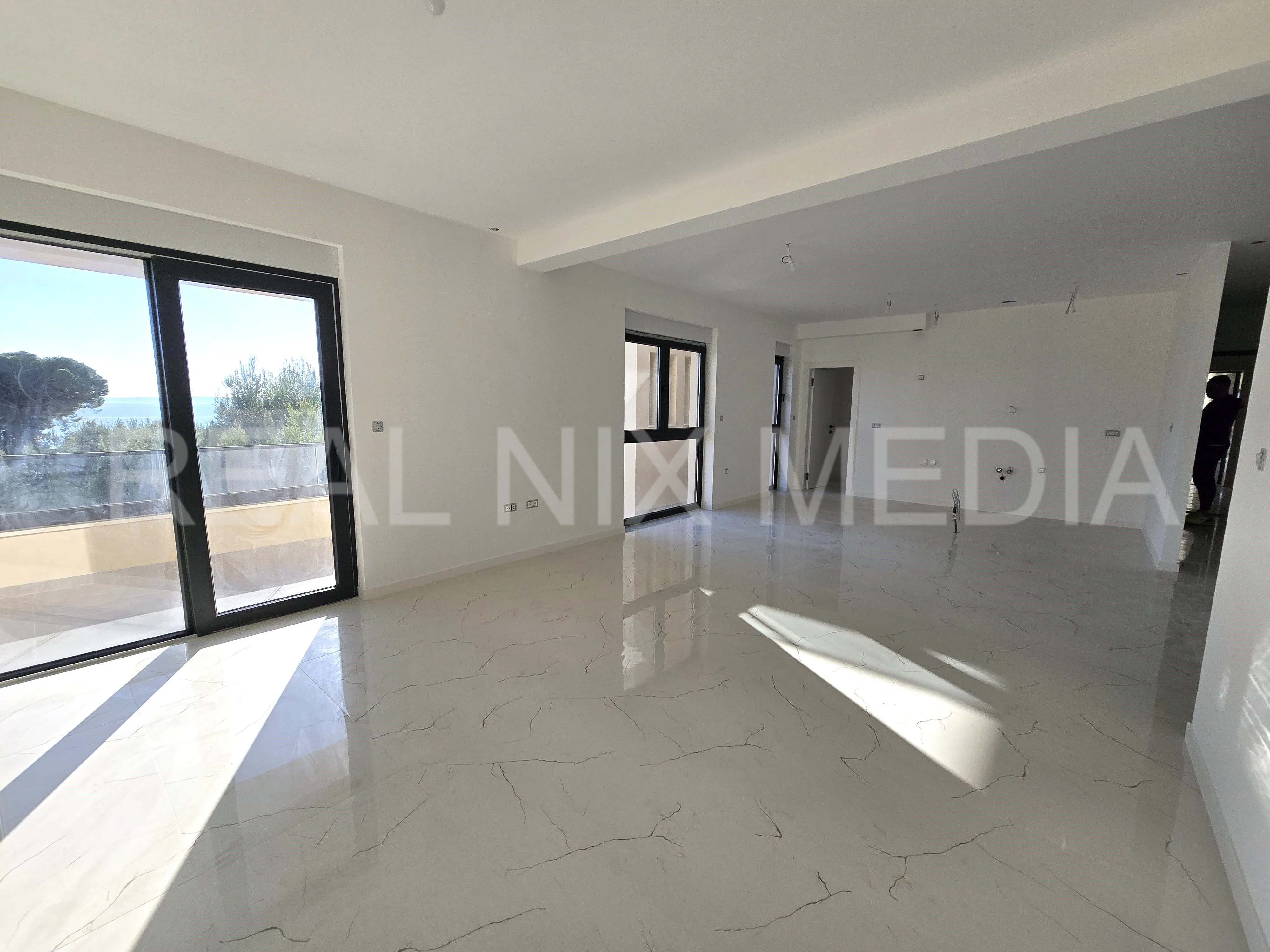 penthouse 171 m2. krovna terasa. lift! 60 metara do mora. - slika 5