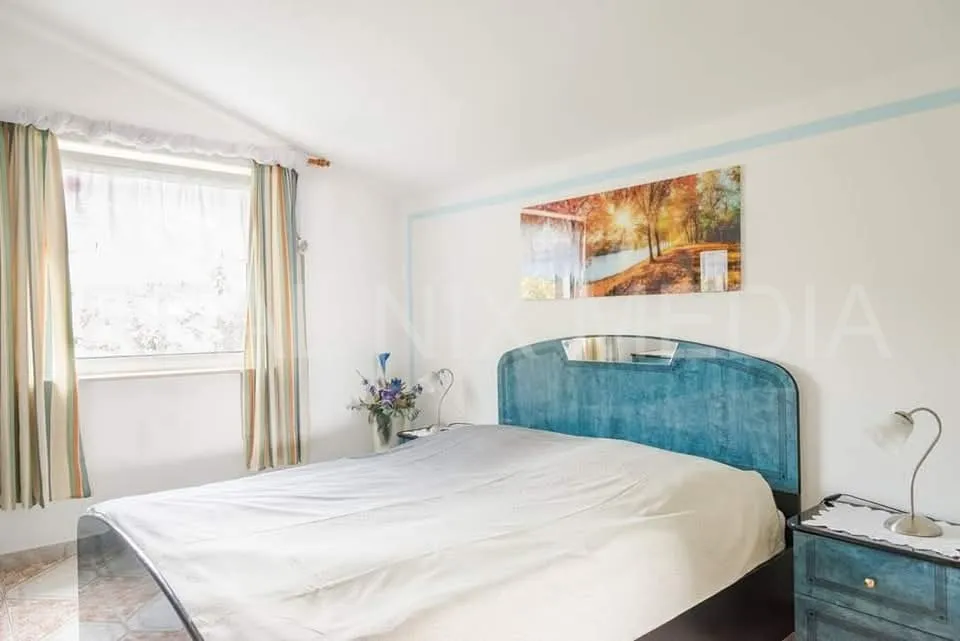 uhodan turistički objekt sa šest apartmana i parkingom – bibinje! - slika 9