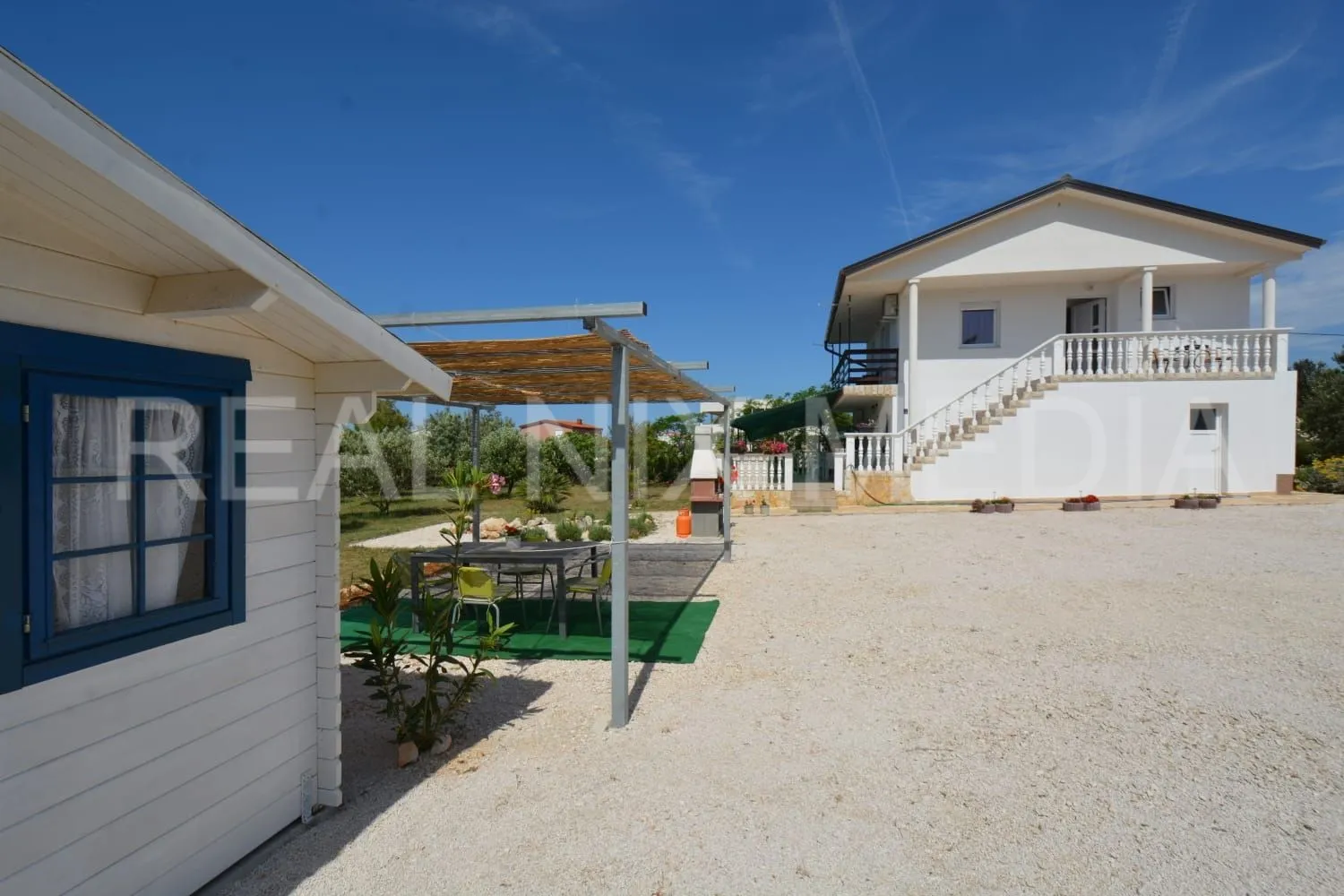 vir-južna strana otoka! kuća na parceli od 2300 m2! - slika 7