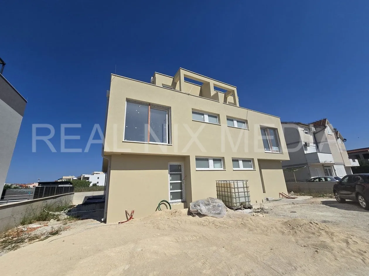 privlaka-luksuzni duplex ! bazen. blizina plaže. - slika 6