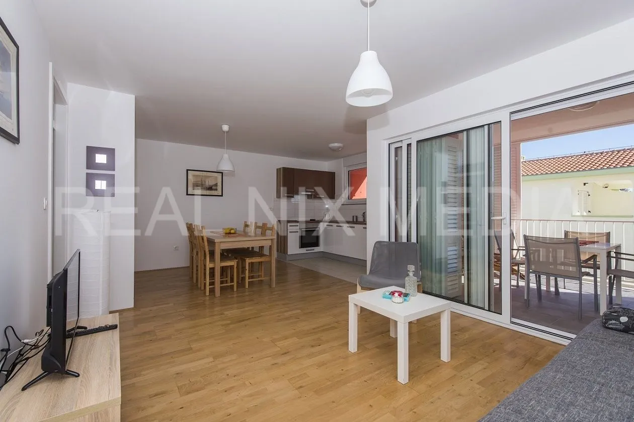 privlaka- apartman 71 m2, 1. kat! 90 m do mora! - slika 7