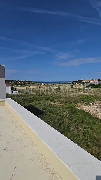 privlaka-luksuzni duplex ! bazen. blizina plaže. - slika 4
