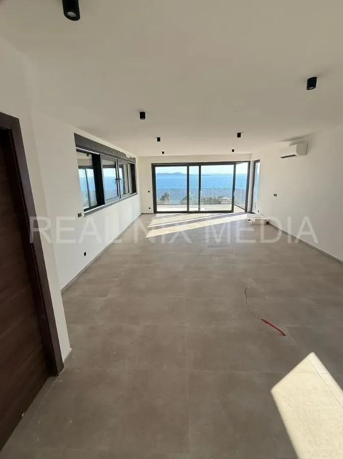 kožino-panoramski pogled na more!lift! 80 m do mora!cijela etaža! - slika 2