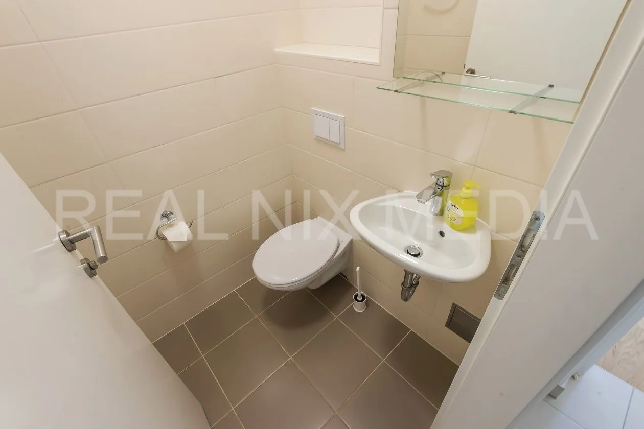 apartman 90 m od mora s vrtom – privlaka, top lokacija! - slika 18