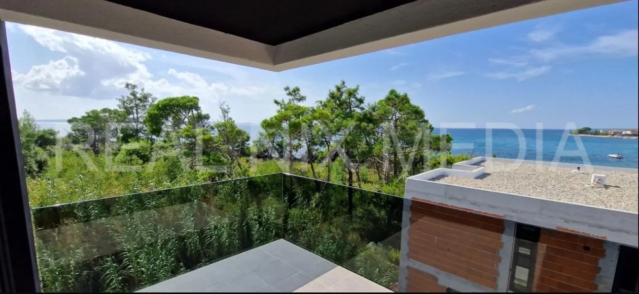 privlaka-penthouse sa pogledom na more! useljivo! - slika 2