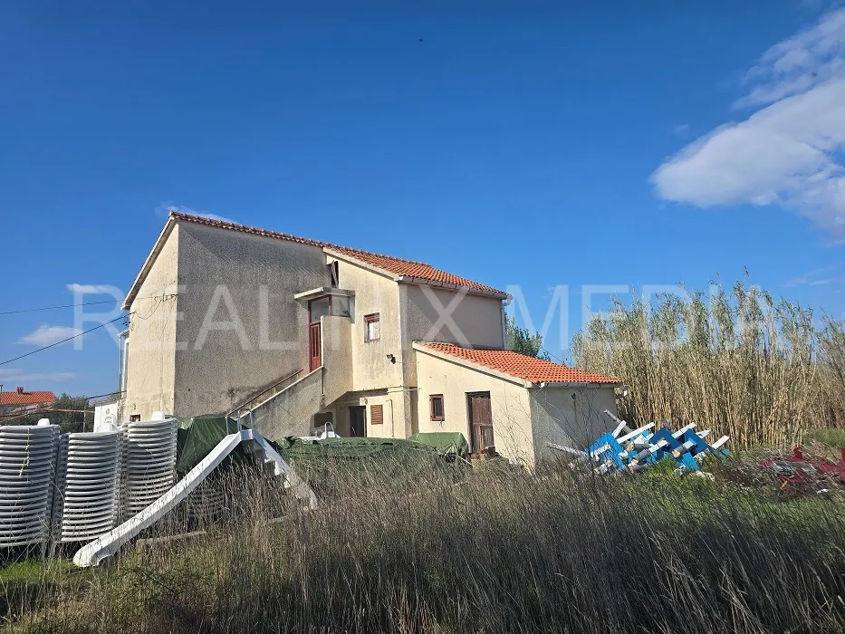 vrsi-katnica sa zemljištem od 1250 m2! potrebna renovacija! - slika 7
