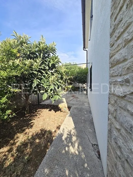kuća prodaja vir 180 m2 - slika 18