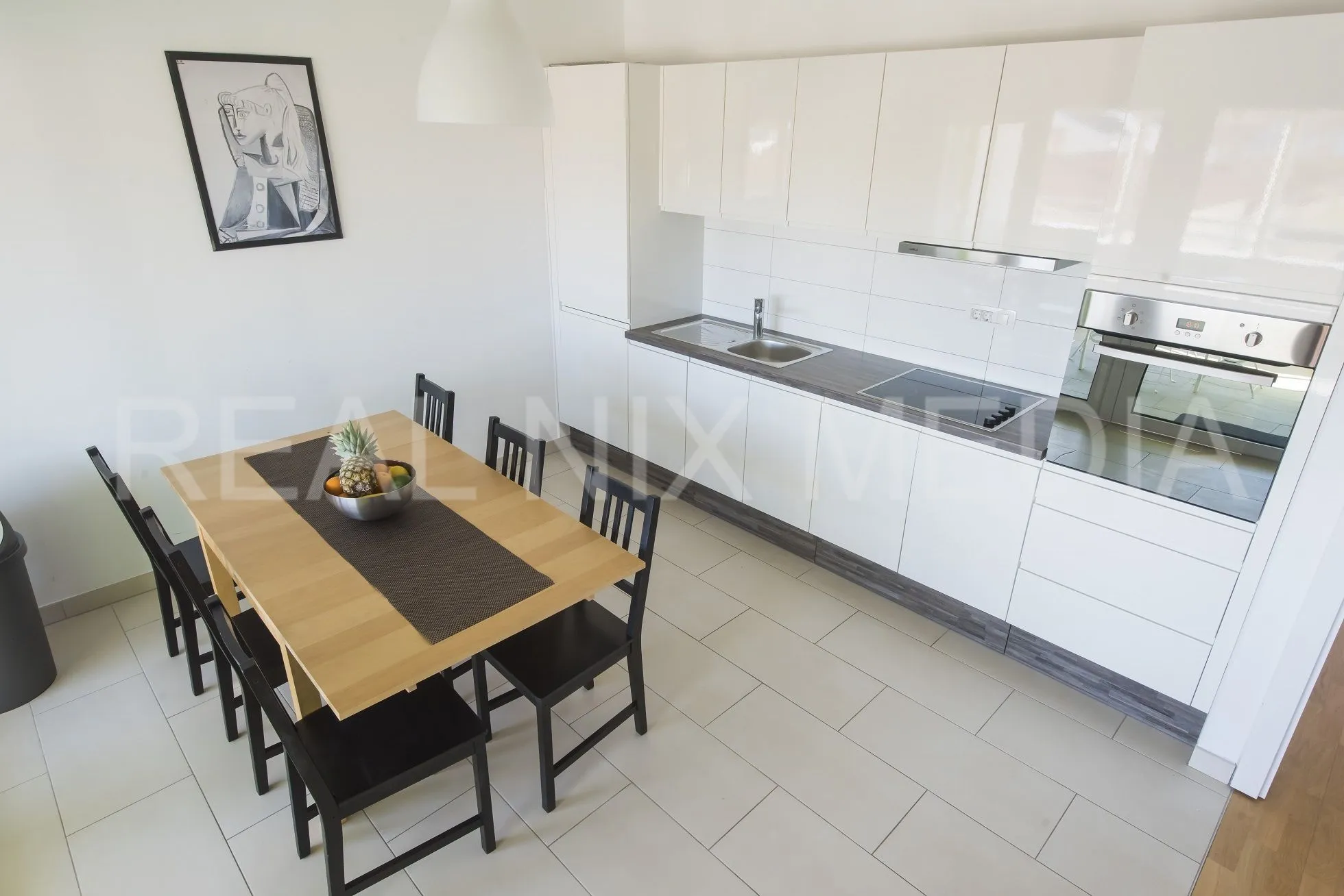 privlaka- apartman 71 m2, 2. kat! 90 m do mora! - slika 3