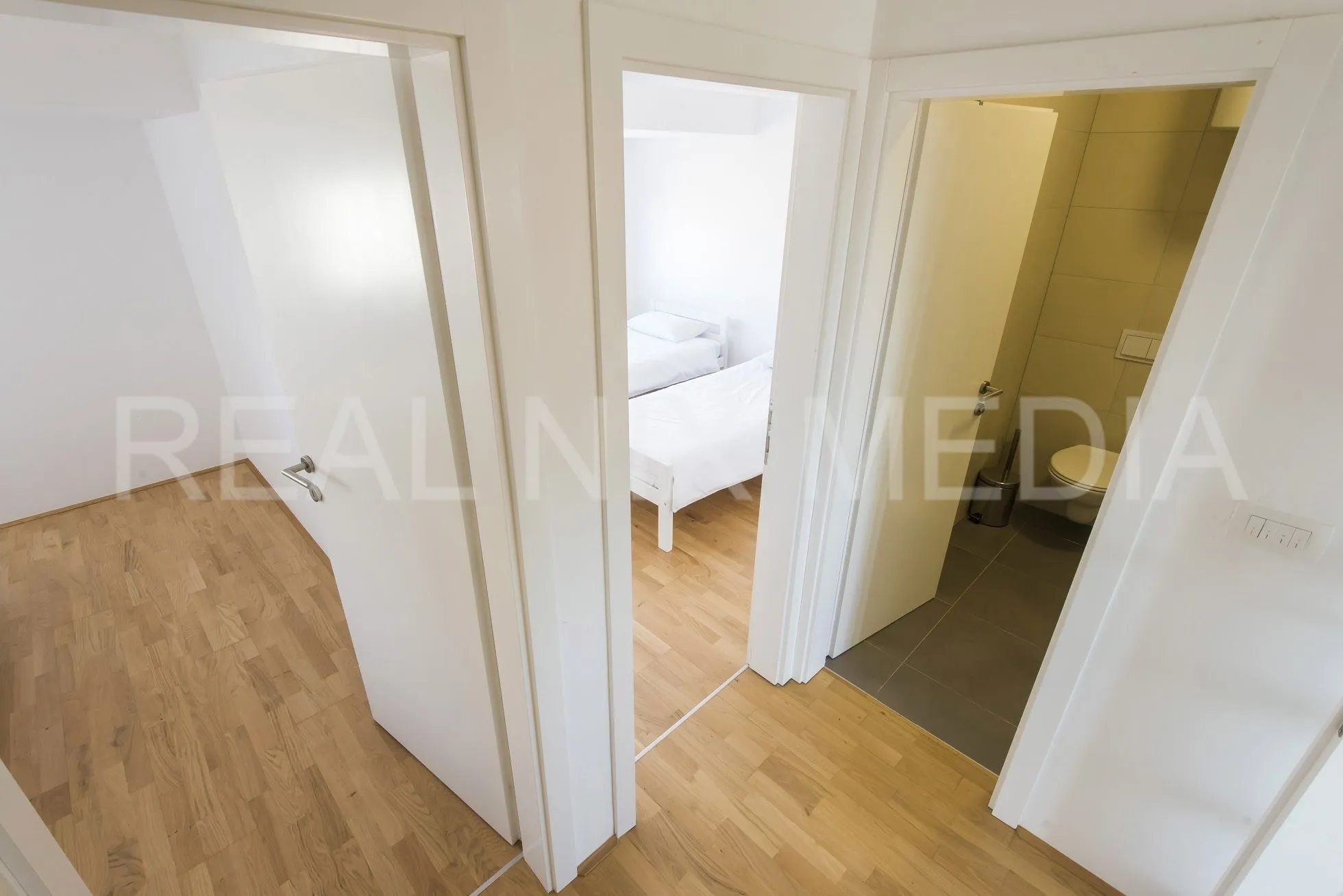 privlaka- apartman 71 m2, 2. kat! 90 m do mora! - slika 14