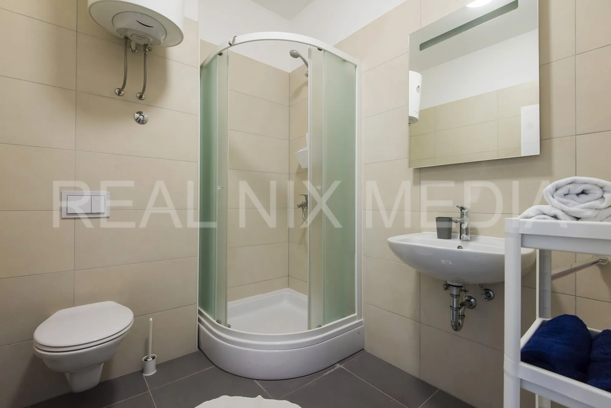 privlaka- apartman 71 m2, 2. kat! 90 m do mora! - slika 9