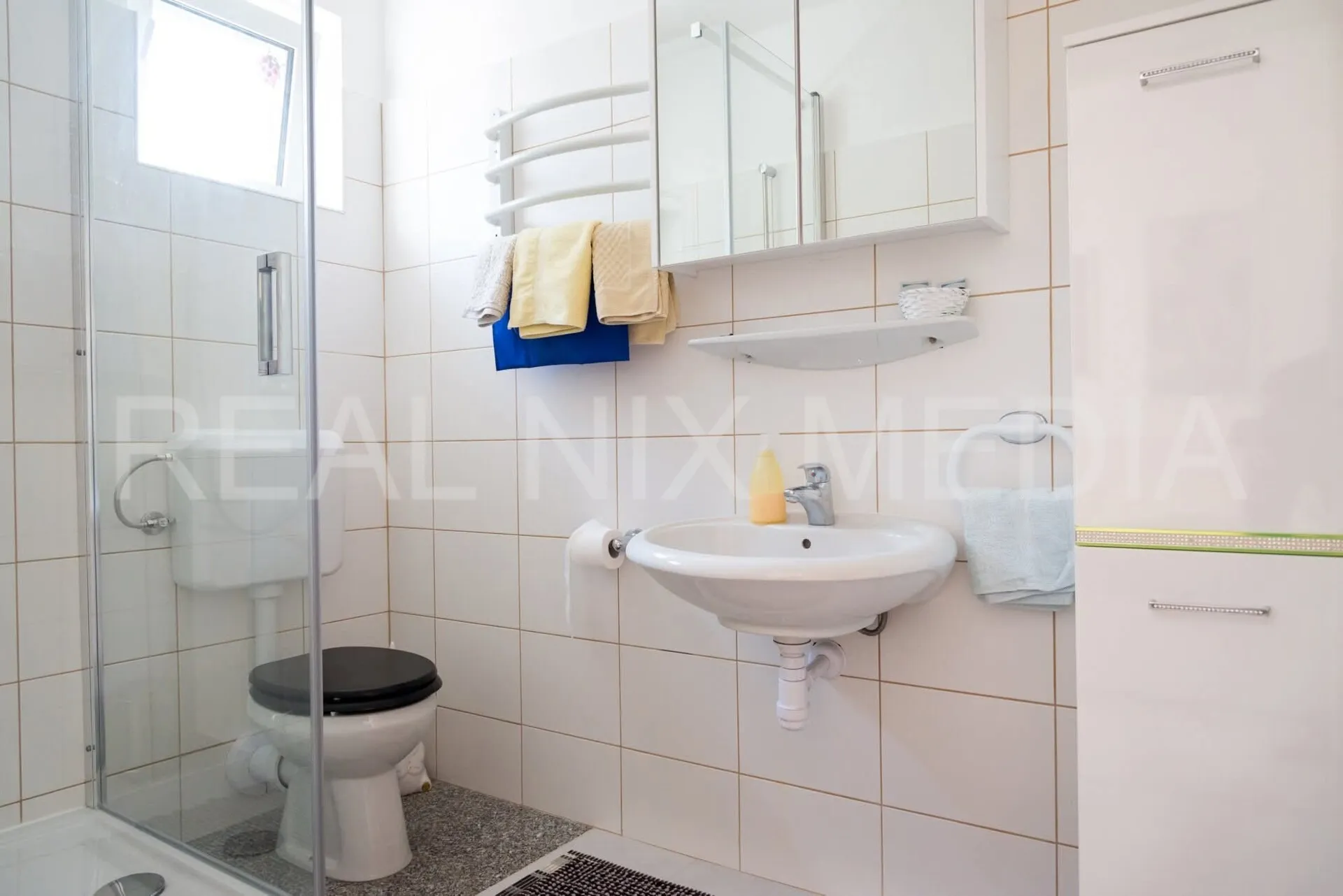 uhodan turistički objekt sa šest apartmana i parkingom – bibinje! - slika 16