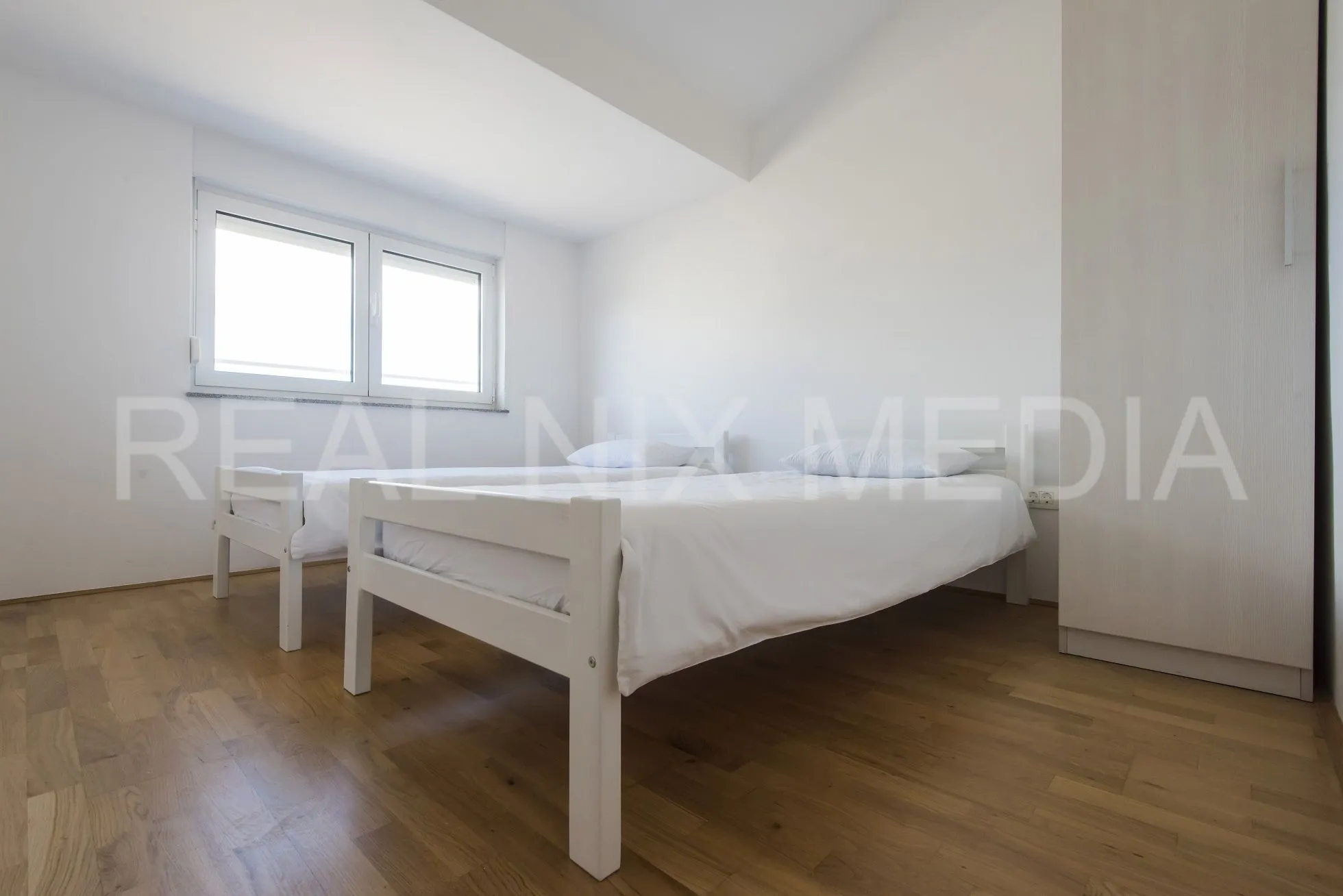 privlaka- apartman 71 m2, 2. kat! 90 m do mora! - slika 11