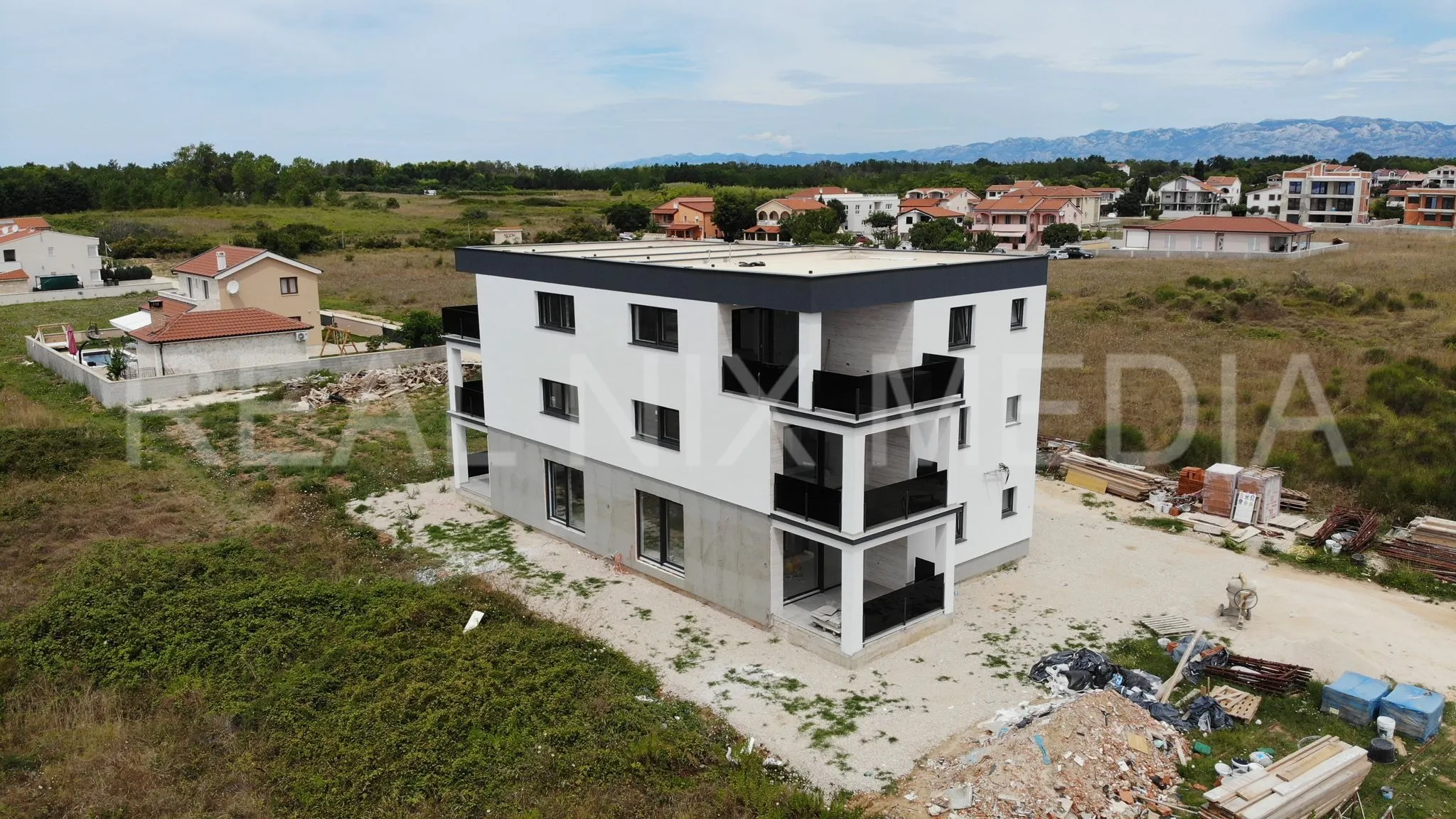 privlaka-novogradnja!!panoramski pogled na more! namješteno! - slika 9