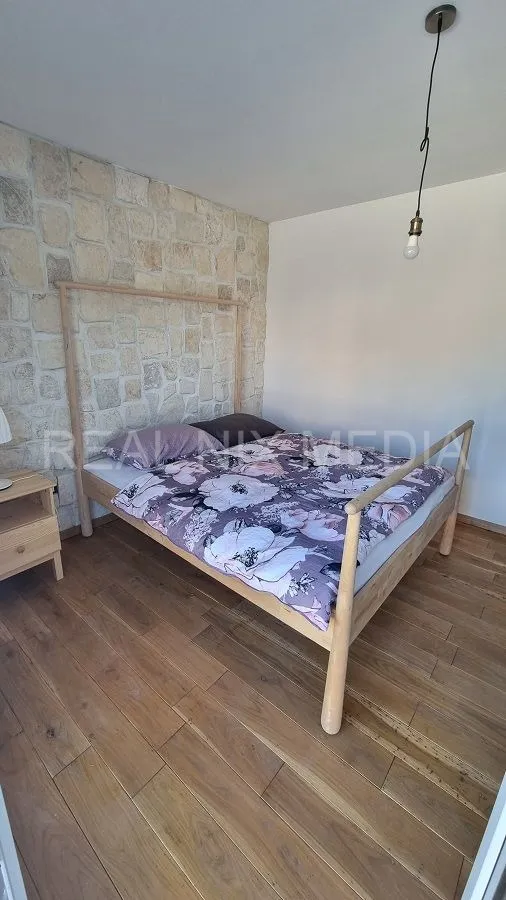 nin/ninski stanovi-prekrasna dalmatinska kuća sa okućnicom od 1400 m2! - slika 10