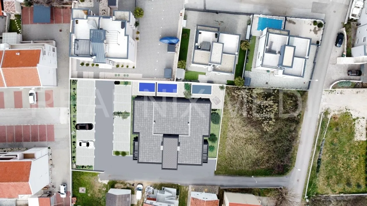 nin-100 m do mora! apartman na 1. katu! lift! - slika 10