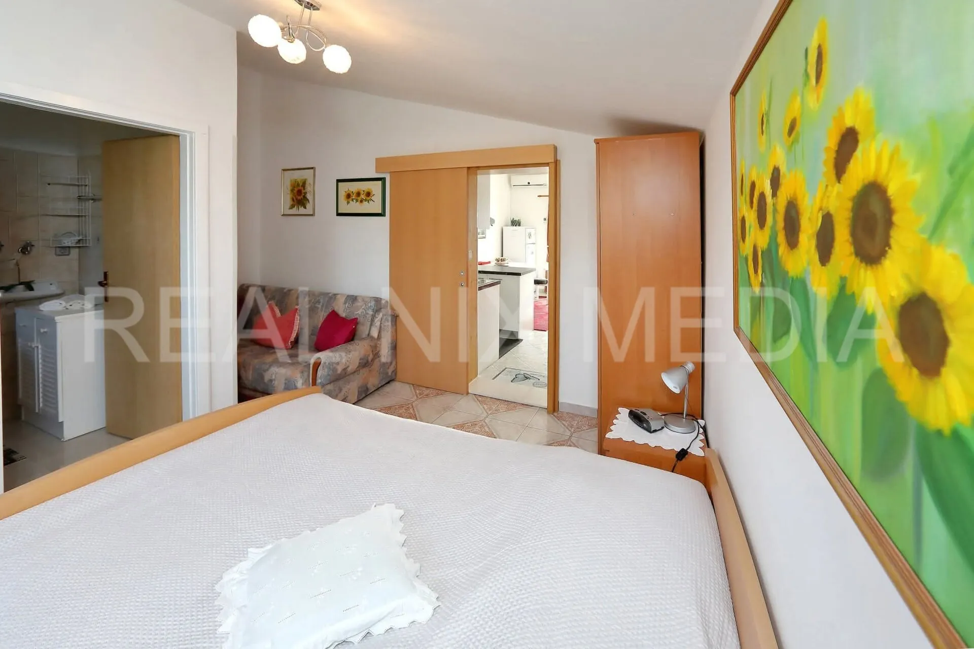 uhodan turistički objekt sa šest apartmana i parkingom – bibinje! - slika 11