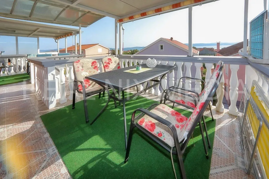 uhodan turistički objekt sa šest apartmana i parkingom – bibinje! - slika 3