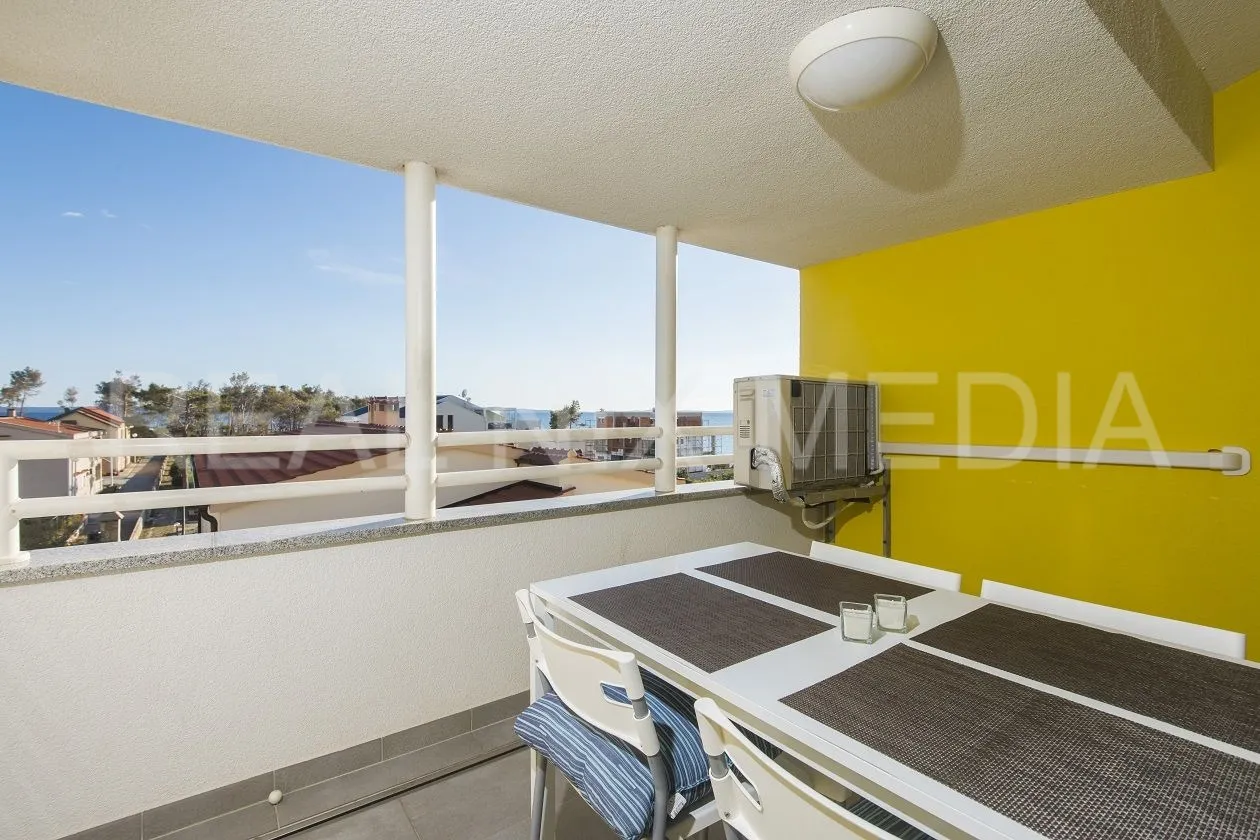 privlaka- apartman 76 m2, 2. kat! 3 sp.sobe! 90 m do mora! - slika 8