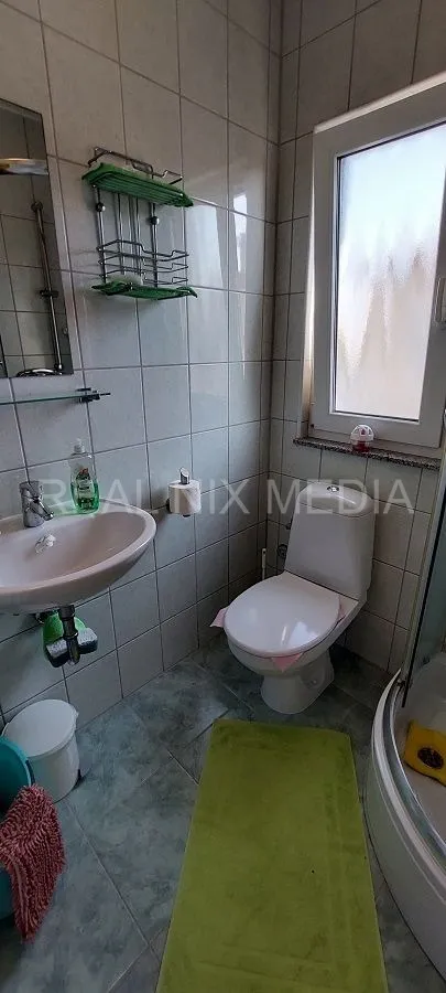 privlaka- 80 m do mora! 4 apartmana! - slika 7
