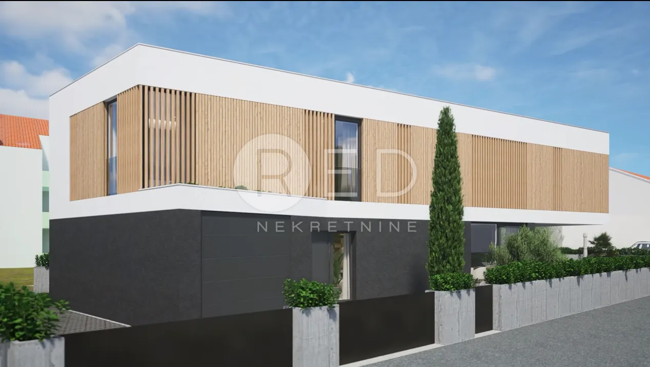 kuća s bazenom vodice more 300m - slika 2