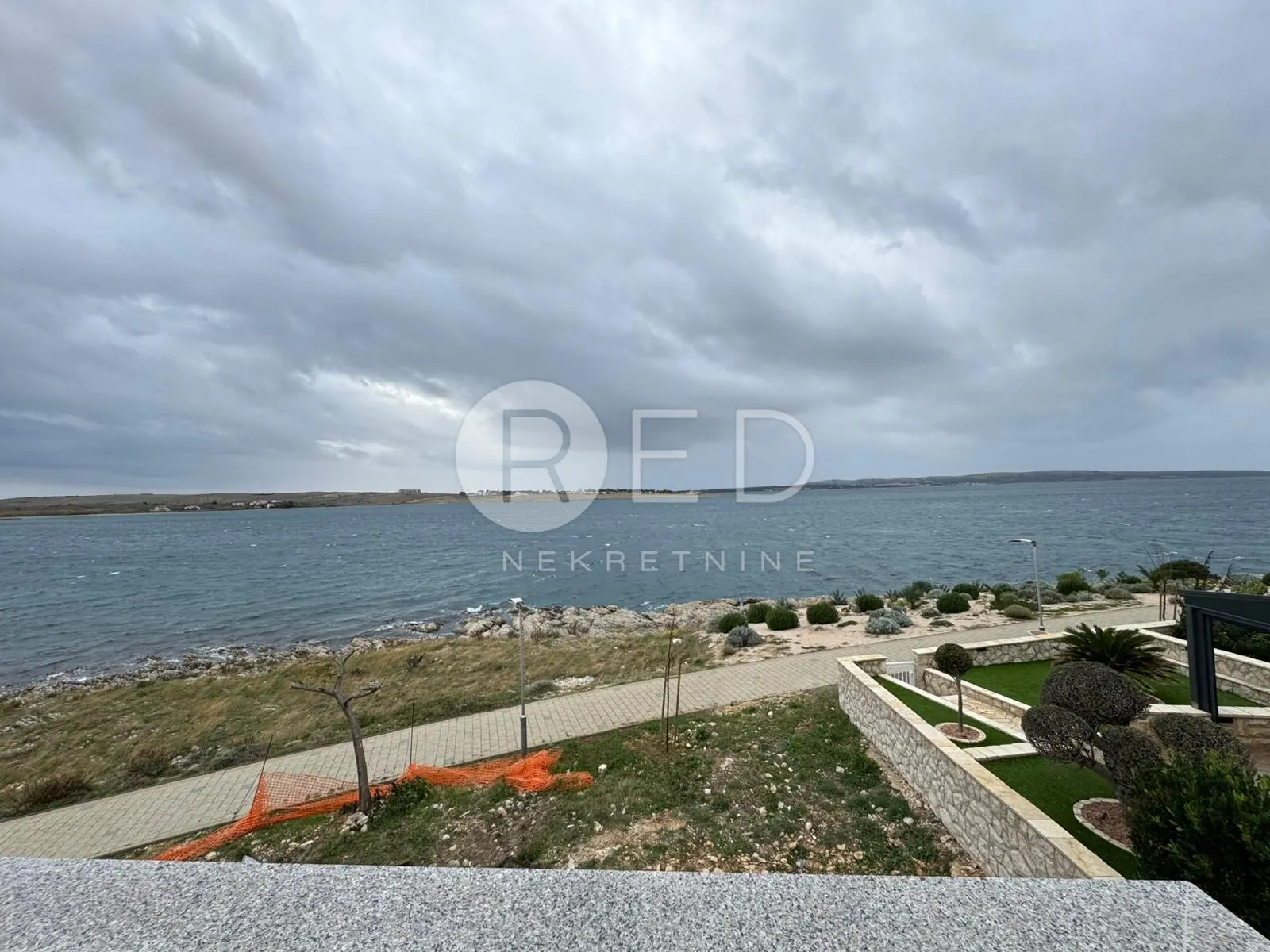 1. red do mora-povljana- apartman visoko prizemlje - slika 9