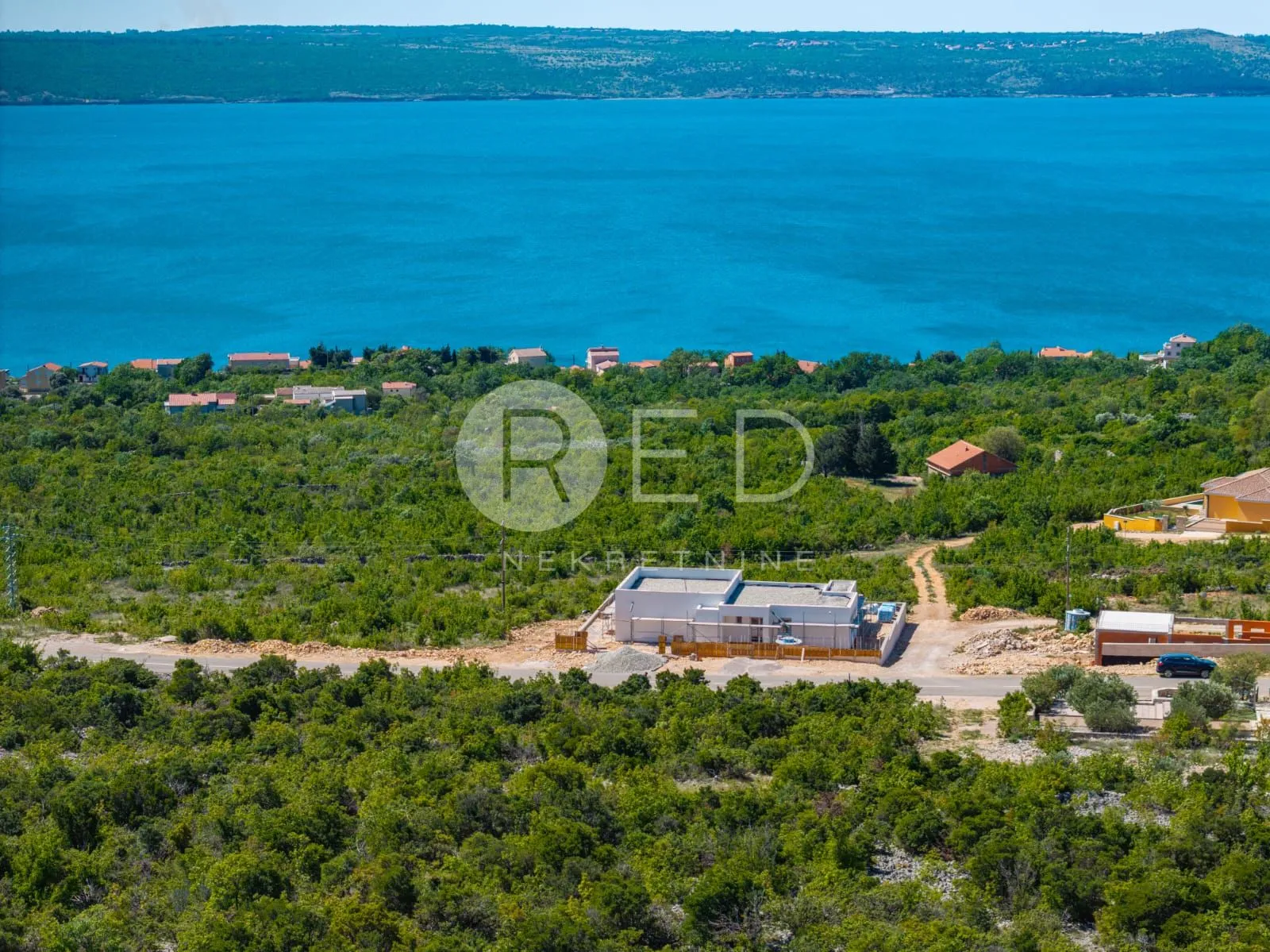 građevinsko zemljište 700 m2 s projektom - maslenica - slika 13