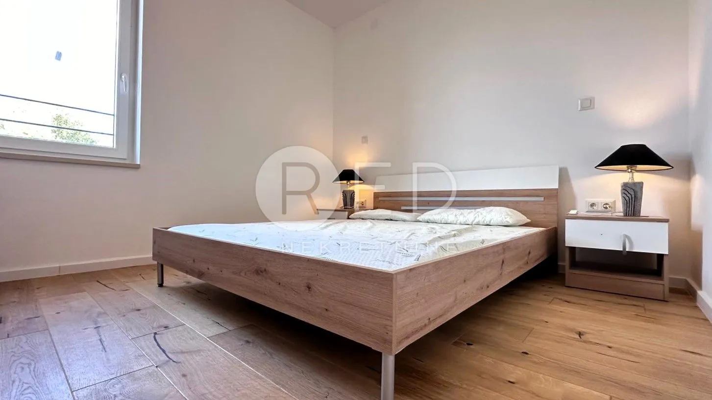 otok cres, cres - dvoetažni stan, 4s+2db, 193 m2 - slika 5