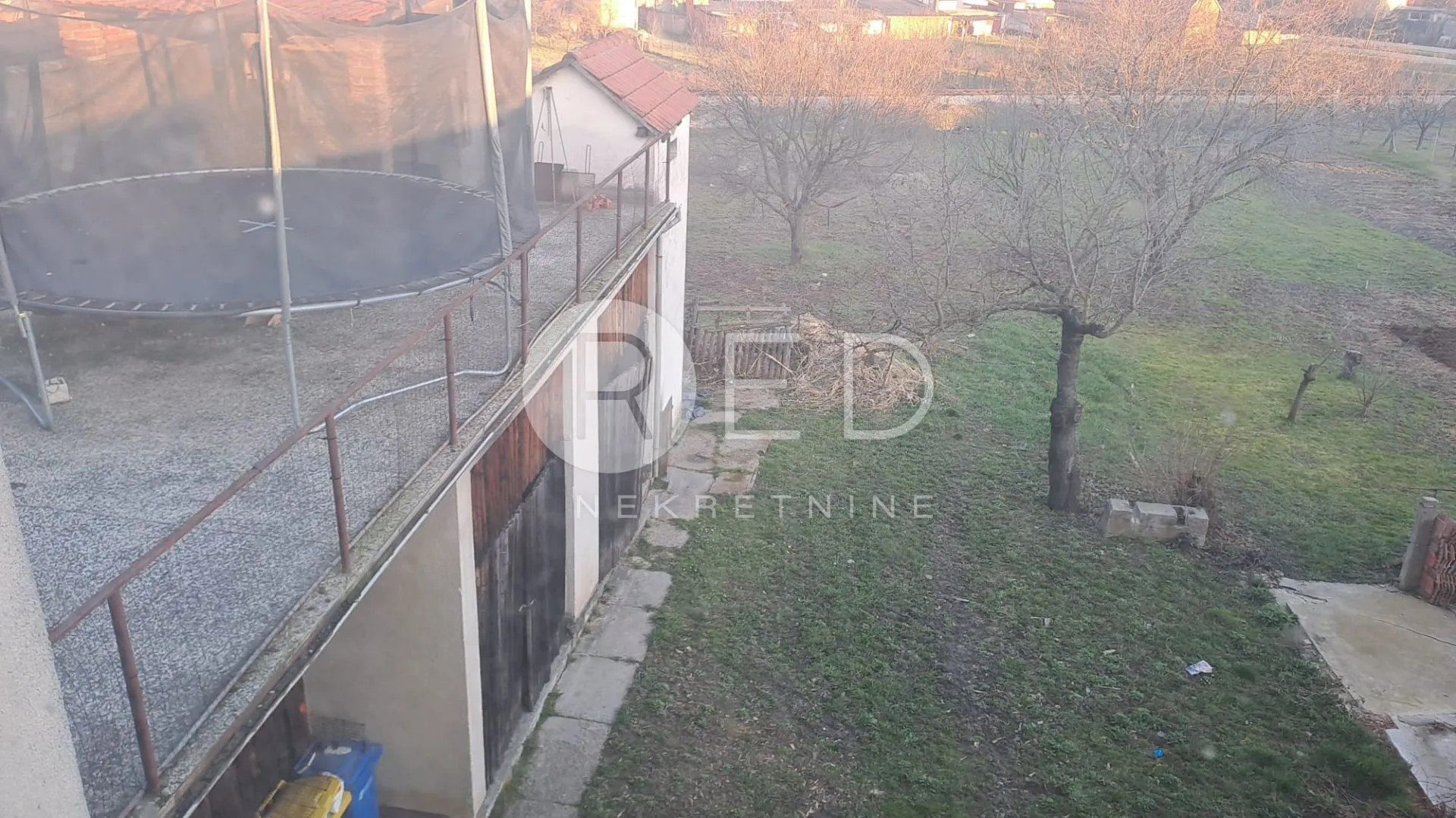 požega obiteljska kuća sa 3 odvojena stana - slika 30