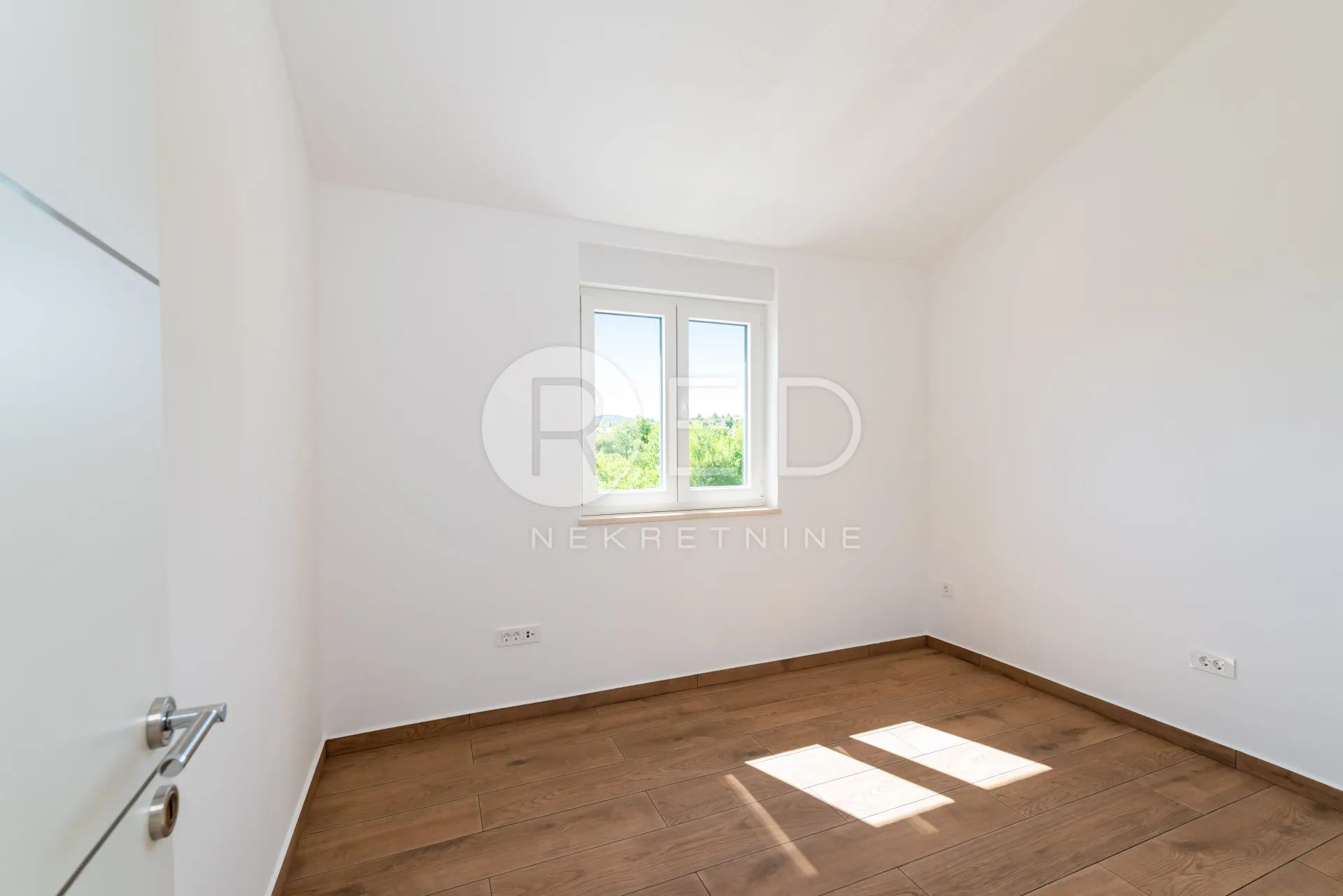 atraktivan stan s2 98.0 m2 u posedarju s pogledom na more i velebit - useljivo odmah! - slika 16