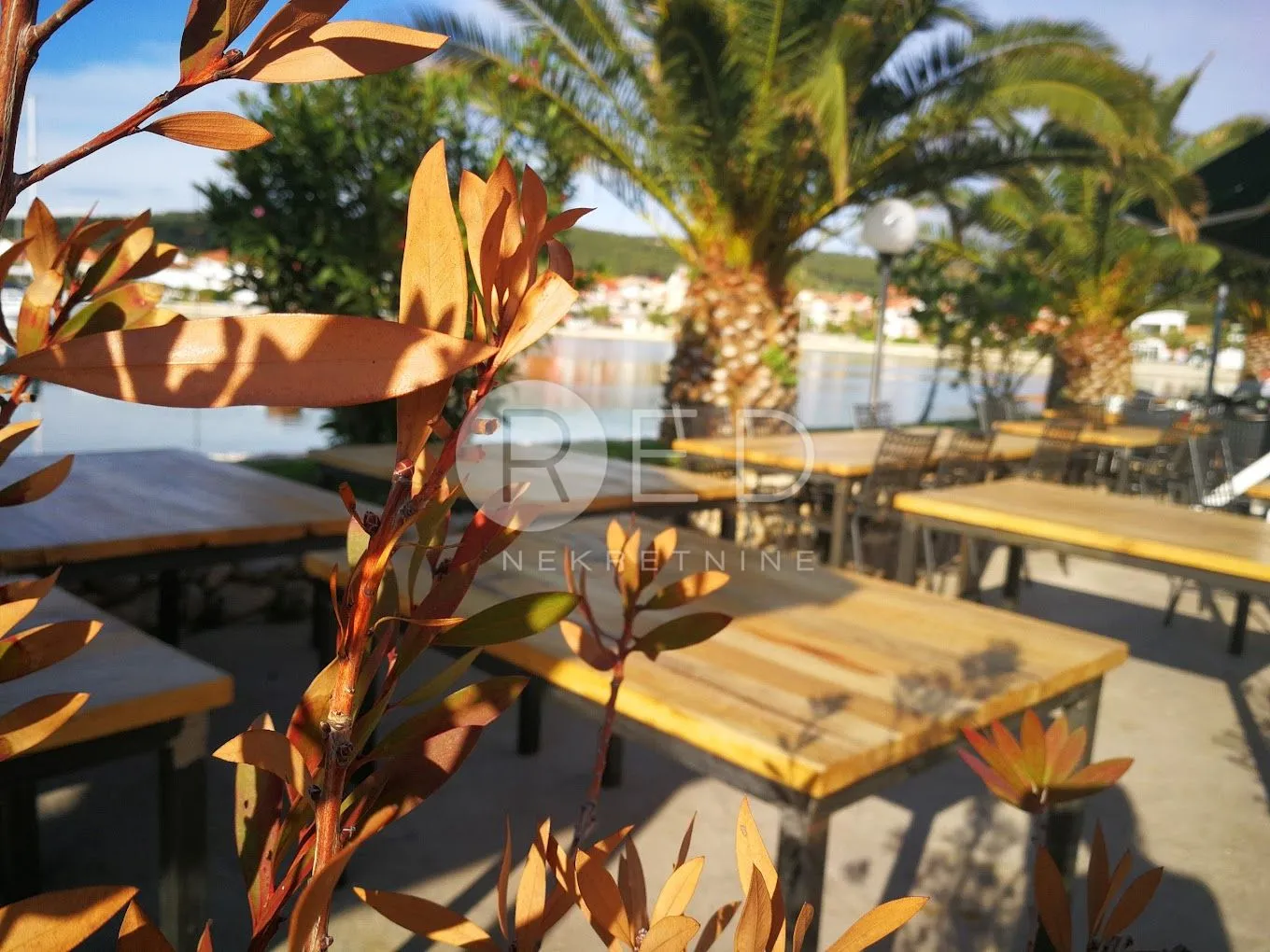 uhodan restoran 5 metara od mora - bibinje, zadar - slika 8