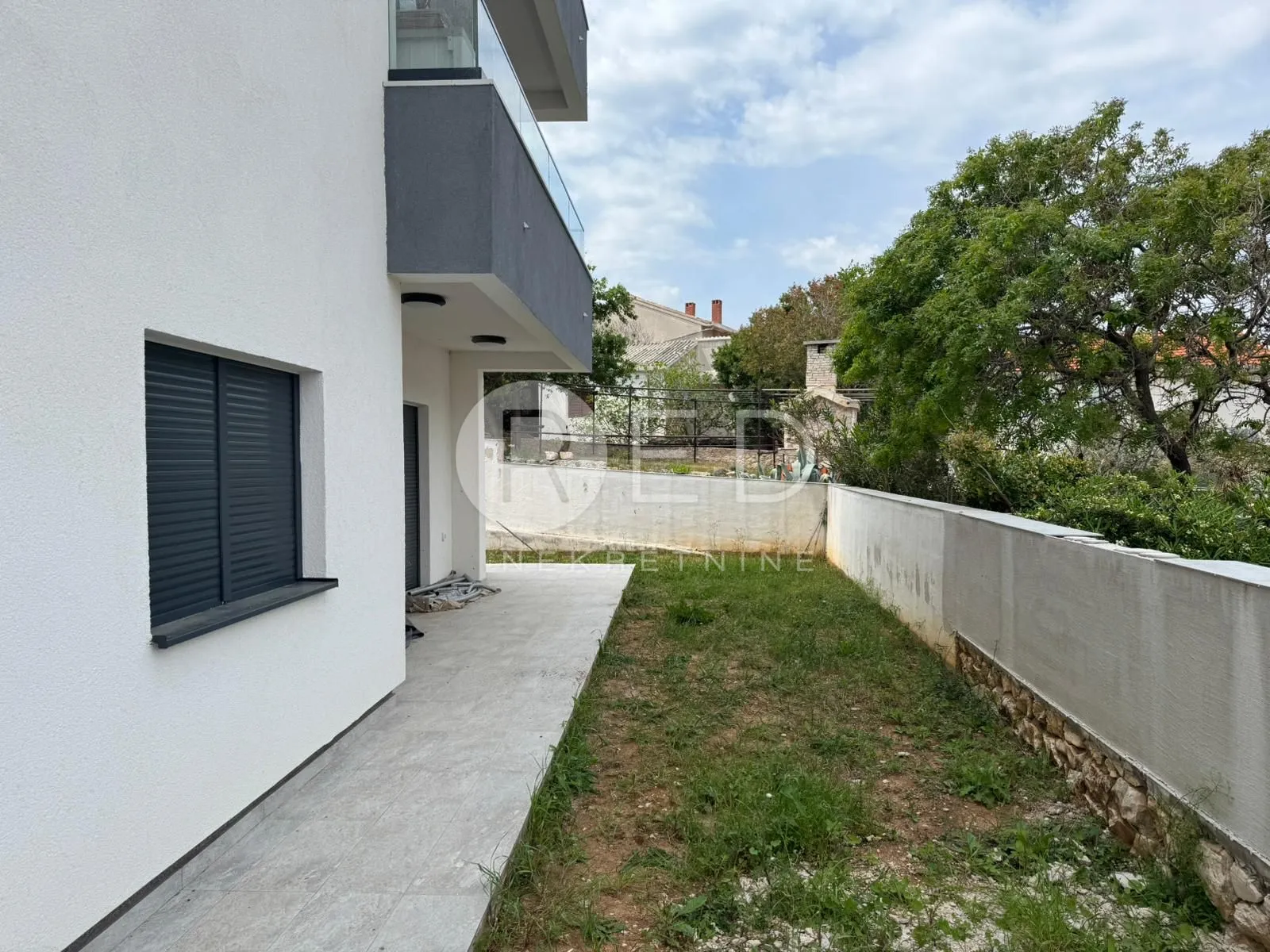 stan u prizemlju s vrtom , novogradnja 116 m2 - vinjerac - slika 23