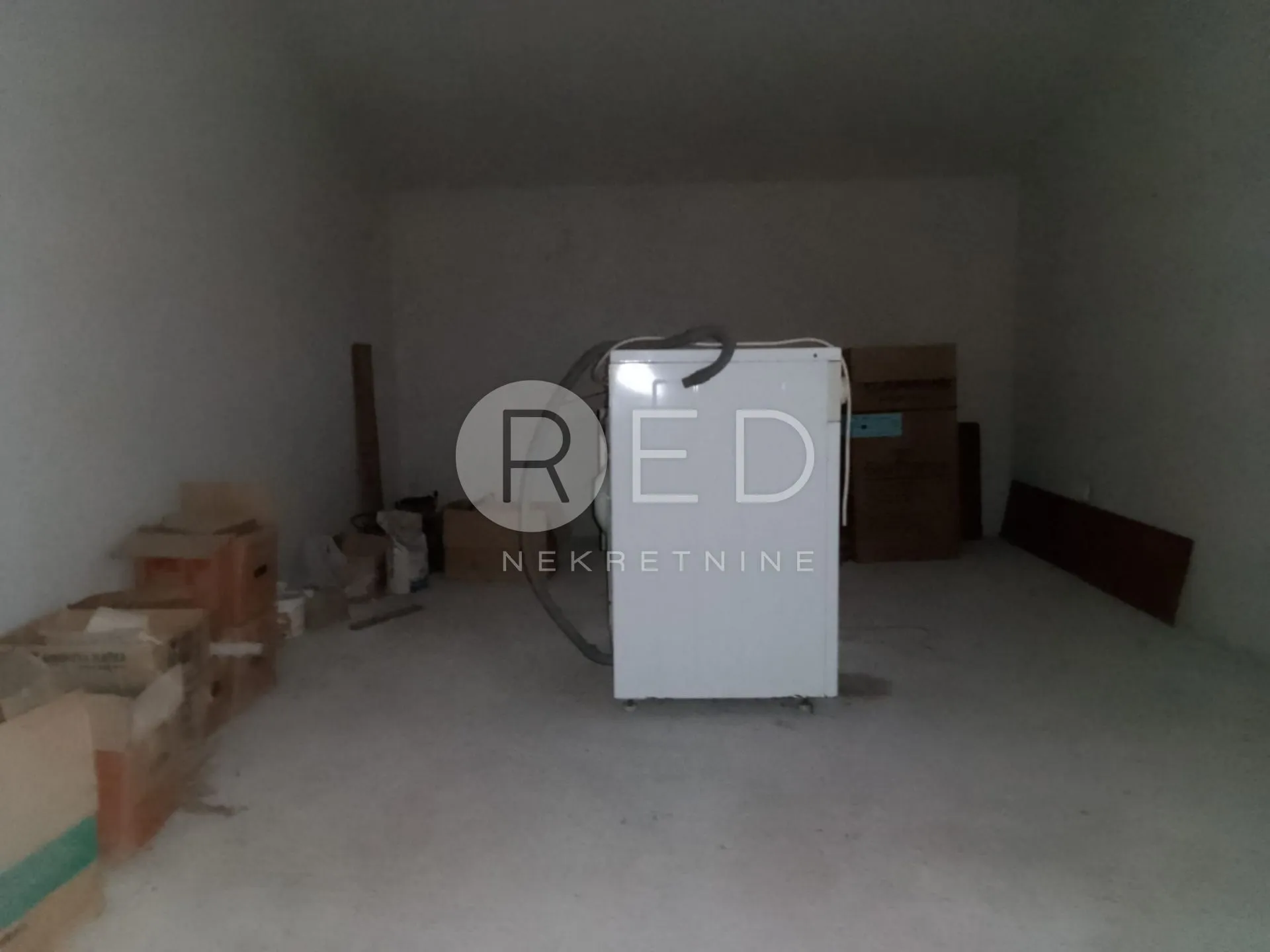 prodaja, kuća horvati 200m2 - slika 11