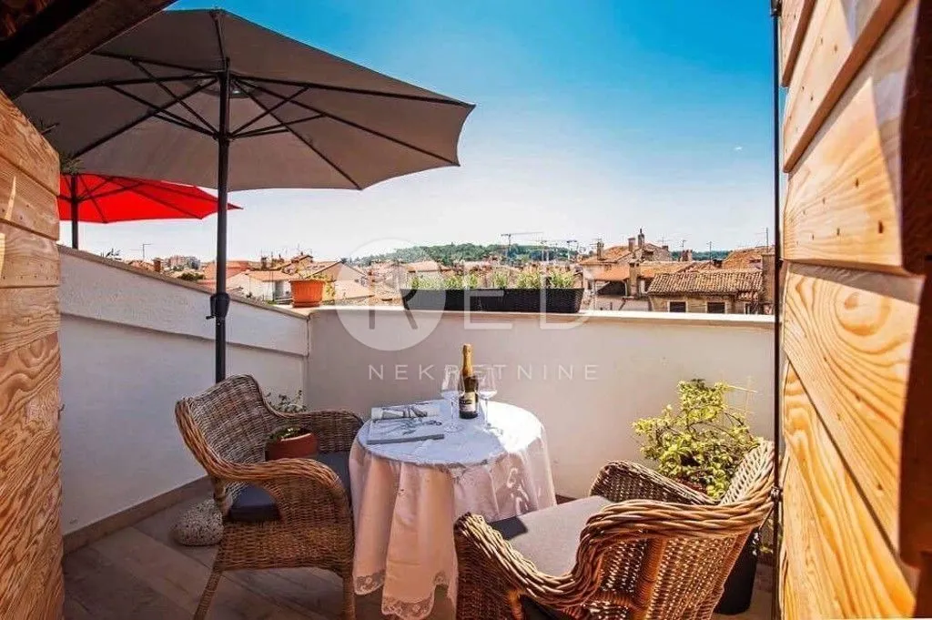 ROVINJ KUĆA, 183m2