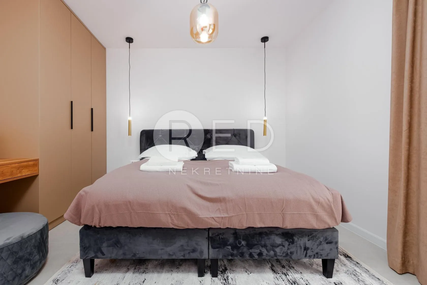 prekrasna vila s bazenom i 4 spavaće sobe - pridraga, zadarska - slika 10