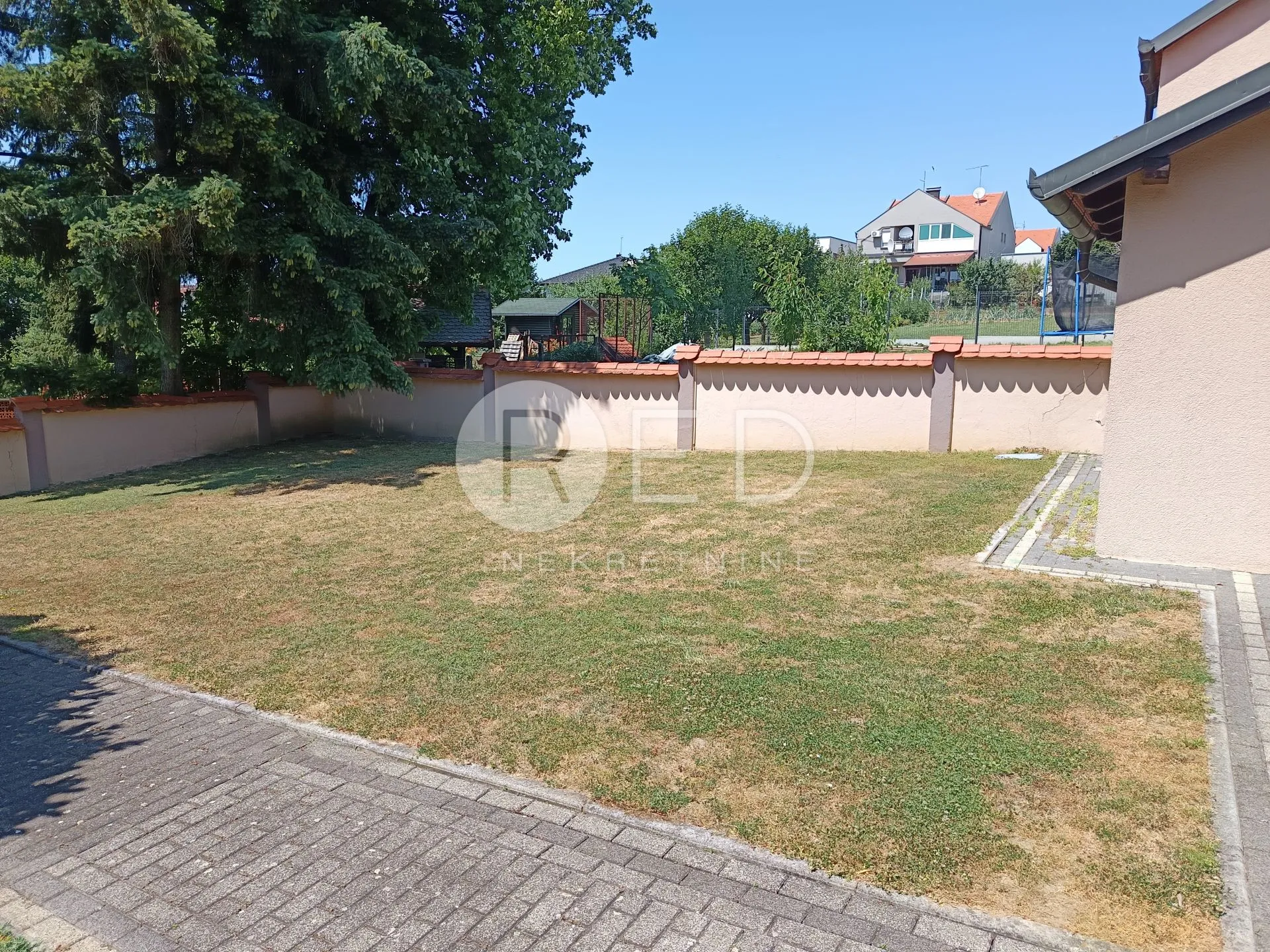 đakovo - prekrasna, iznimno kvalitetna kuća - top lokacija - slika 7
